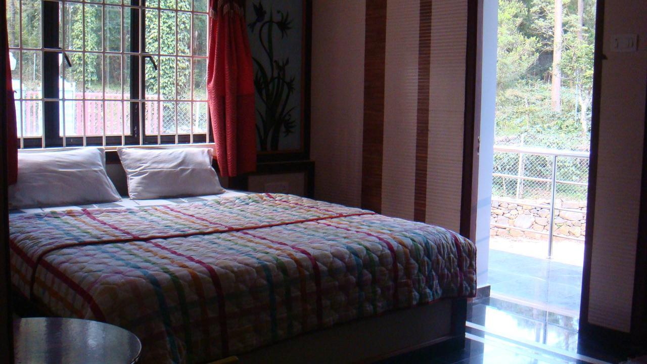 Sri Durga Residency Bed & Breakfast Yercaud Bagian luar foto