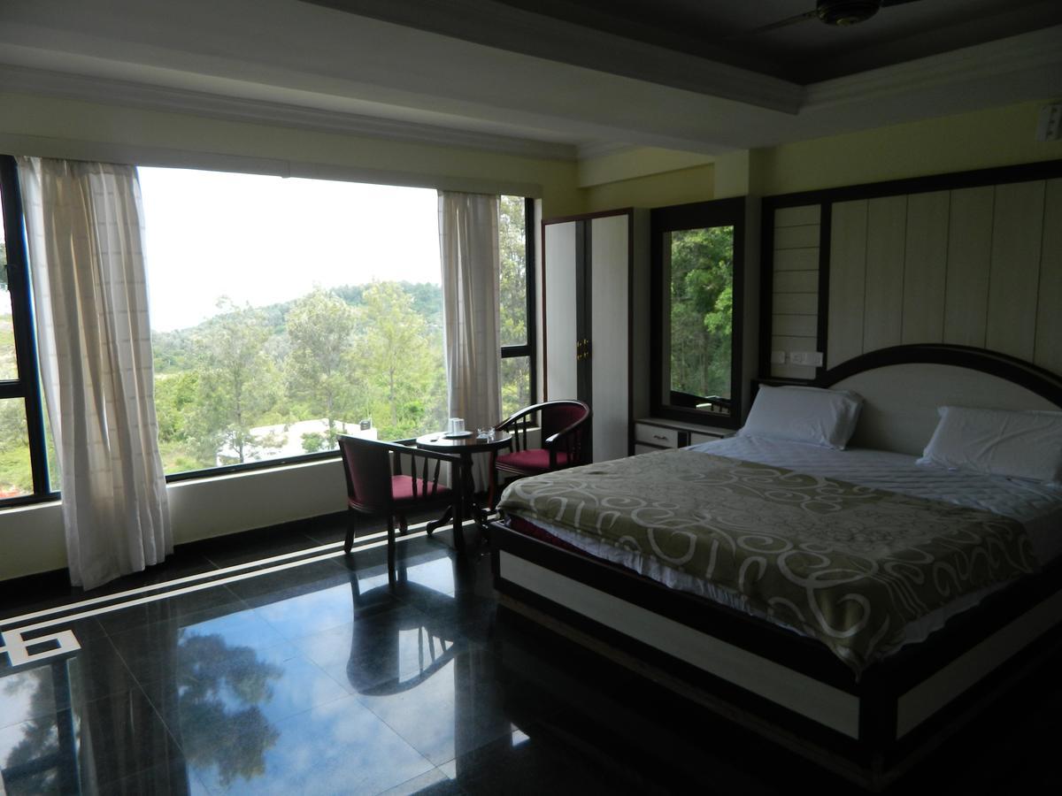 Sri Durga Residency Bed & Breakfast Yercaud Bagian luar foto